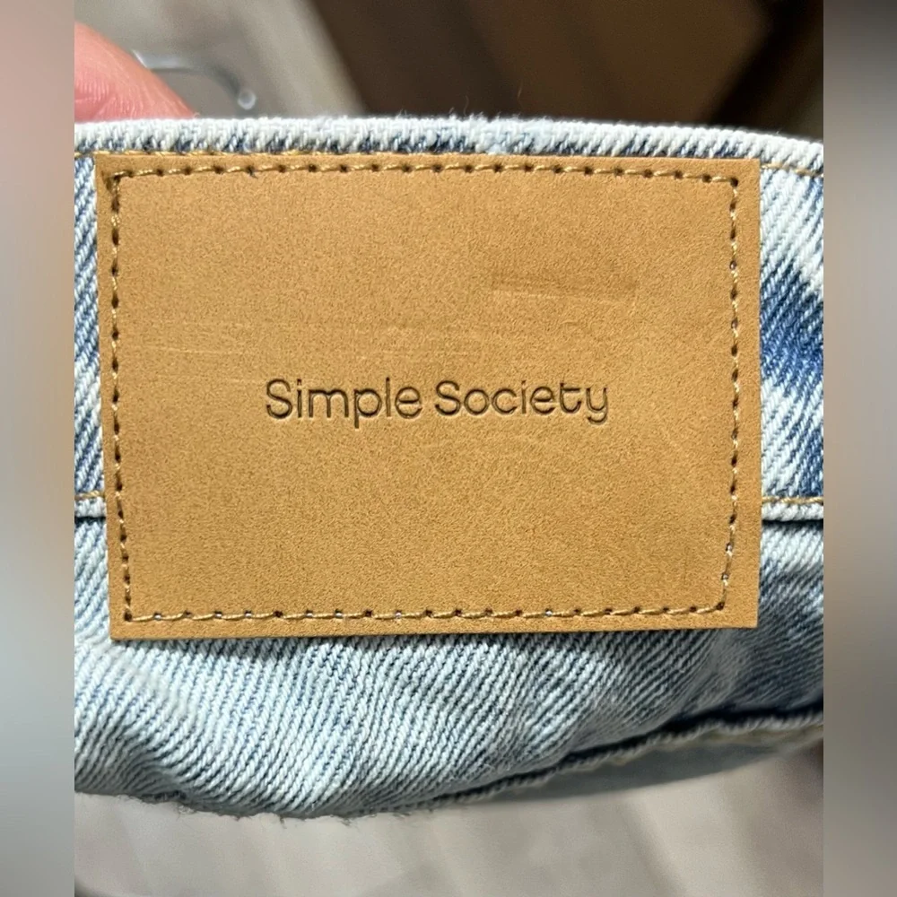 NWT Simple Society Baggy Bermuda Dad Jean Shorts Denim Distressed Summer Casual